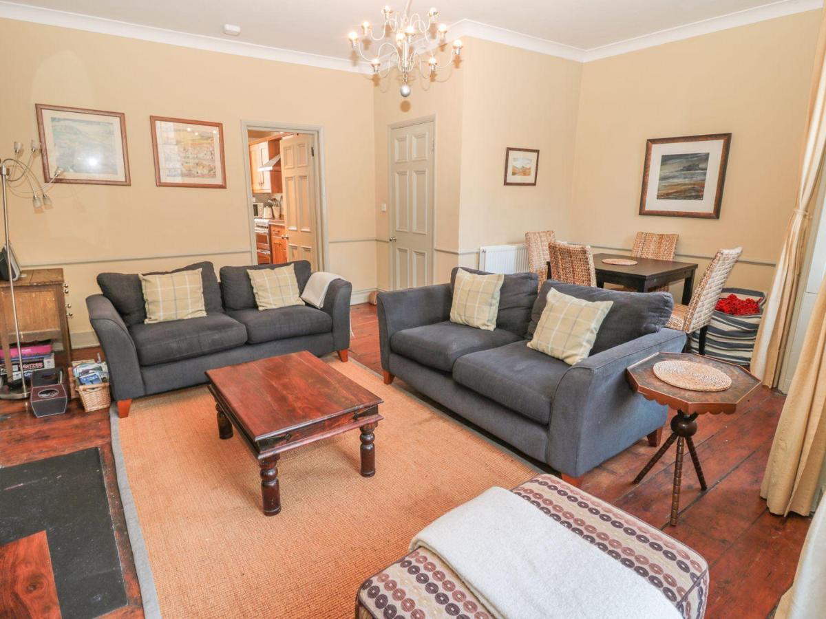 Oakwood Apartment อัล์นวิก ภายนอก รูปภาพ