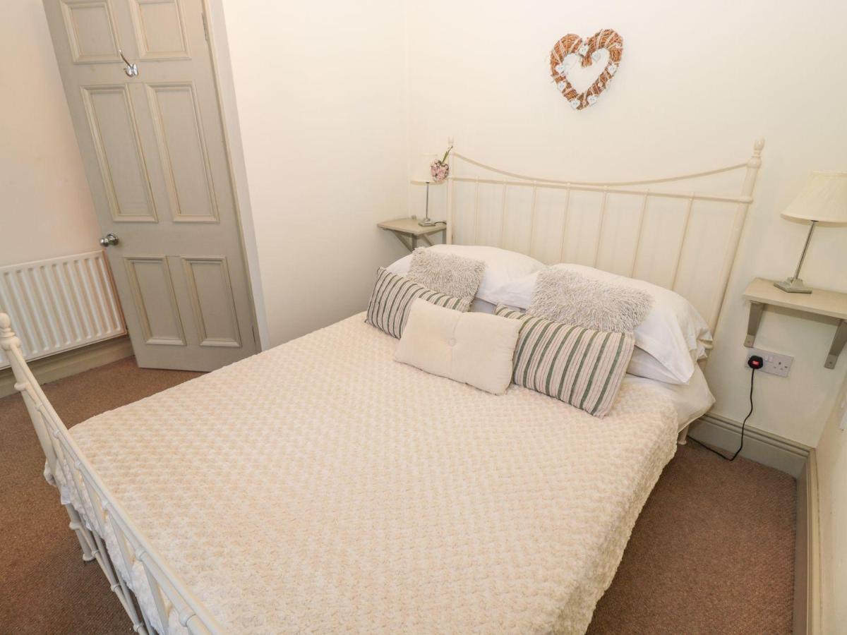 Oakwood Apartment อัล์นวิก ภายนอก รูปภาพ